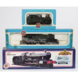 Railway interest. Three boxed OO gauge locomotives, comprising Bachmann 7822 Foxcote Manor; Airfix