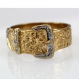 9ct Gold Buckle Ring size R weight 4.9g