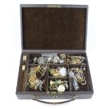 Jewellery box containing an assortment of Yellow / white metal jewellery. Needs sorting
