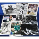 Sports press photo's, a collection of approx 100 colour and b/w photo's covering a wide range of