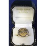 Jewellery, 1980 dated half sovereign ring (approx weight 9g)