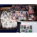 Cigarette & trade cards, a large quantity of cards, loose & in sleeves, many different issuers