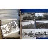 Postcards etc, Railways, a collection of approx. 340 cards, mostly showing Railway Engines,