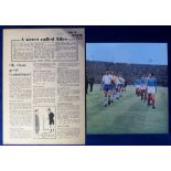 Football autographs, England, a large double page colour team group from Football Monthly showing