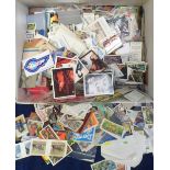 Trade cards, a large quantity (many 100's) of loose cards, various issuers & ages inc. Barratt's,