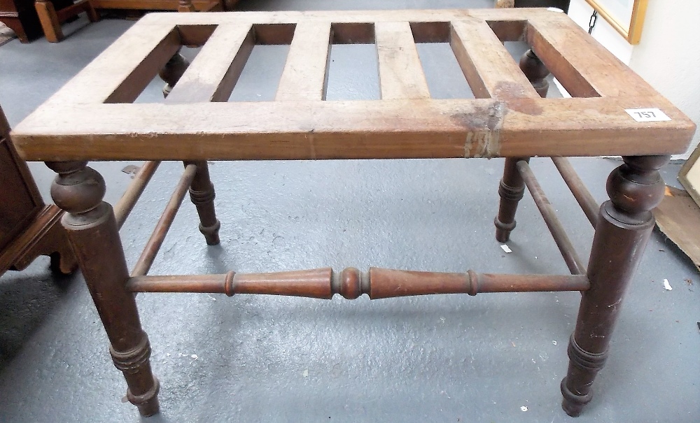 Victorian luggage stand with turned supports