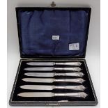Cased set of six silver weighted handle fruit knives, Sheffield 1919.