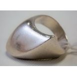 Georg Jensen silver no. 91 modernist ring, stamped marks, weight 16.9g approx.