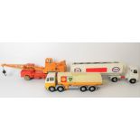 Dinky Supertoys diecast Leyland Octopus BP Shell lorry; together with a Dinky Toys AEC articulated