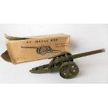 W. Britain 4.7in Naval gun, boxed