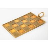 9ct hallmarked gold rectangular chequerboard pendant, weight 6.4g approx.