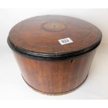 Good George III kingwood boxwood ebony & ivory inlaid circular hinge-lidded box, the lid boxwood &