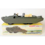 Dinky Toys diecast Camion Amphibie Militaire DUKW, no. 825 with driver, two crates & three oil