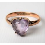 9ct hallmarked gold amethyst heart-shaped cut solitaire ring, weight 2.2g approx.