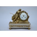A Louis XVI clock 'Raingo FrËres ‡ Paris' (17x36x34cm)