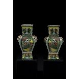 Matched pair of vases in Chinese famille verte porcelain (*) (28cm)