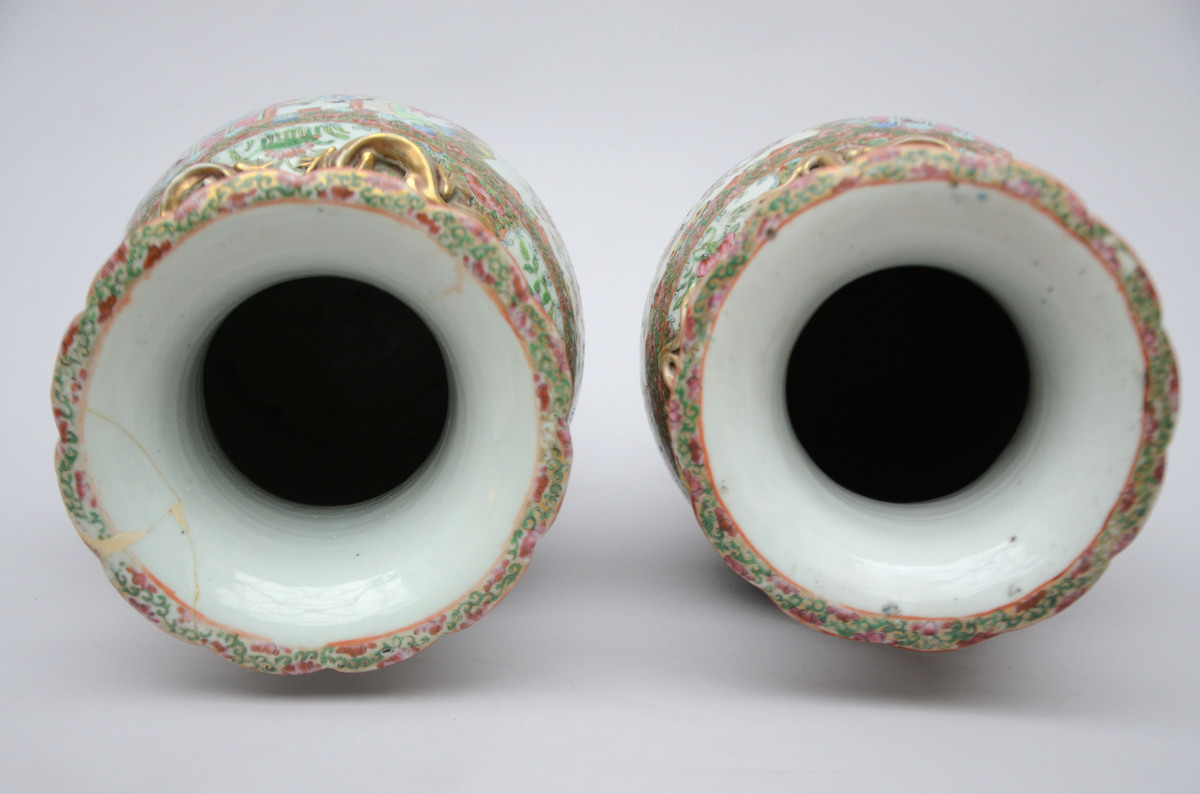 Pair of vases in Gilt Canton (*) (46cm) - Image 2 of 4