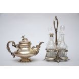 Lot: silver oil and vinegar set + silver teapot (16cm)