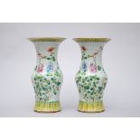 A pairl of vases in Chinese famille rose porcelain 'flowers' (34cm)