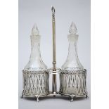 Silver oil and vinegar set (1796 Ghent)(*) (26x19x11cm)