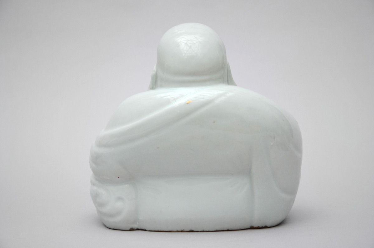 A putai in Chinese porcelain (27cm) - Image 2 of 3