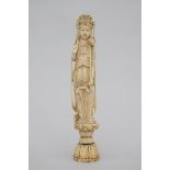 Sculpture in ivory 'kannon', Meiji period (*) (26cm)