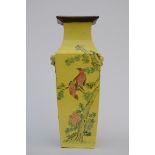 Square vase in Chinese porcelain 'birds' (*) (42cm)