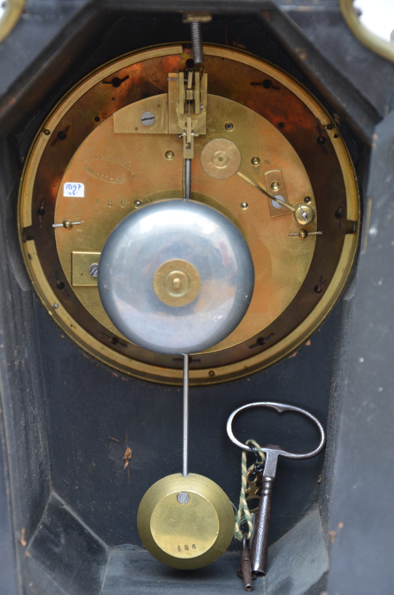 Louis XV style clock with Boulle inlaywork (43cm) - Image 3 of 3