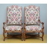 A pair of decorative armchairs (80x68x127cm)