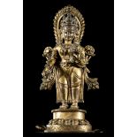 A Nepalese statue in gilt bronze, 18th century (12cm)