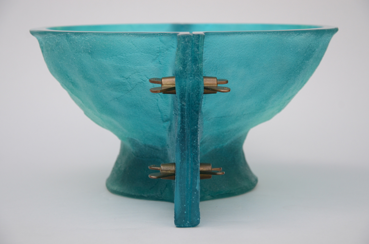 Enzo Mari & Daum: blue bowl in glass paste (33x18cm) - Image 3 of 4