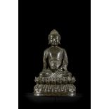 Chinese buddha in bronze, Ming dynasty (14x21x34cm)