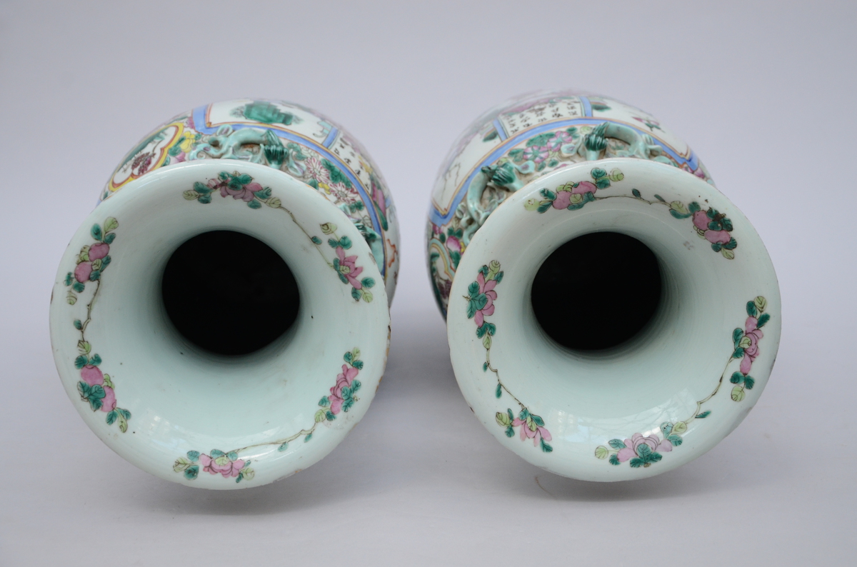 A pair of vases in Chinese Canton porcelain 'company' (*) (62cm) - Image 3 of 4