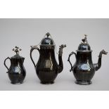three coffee pots in Namur stoneware, 18th century (34cm)