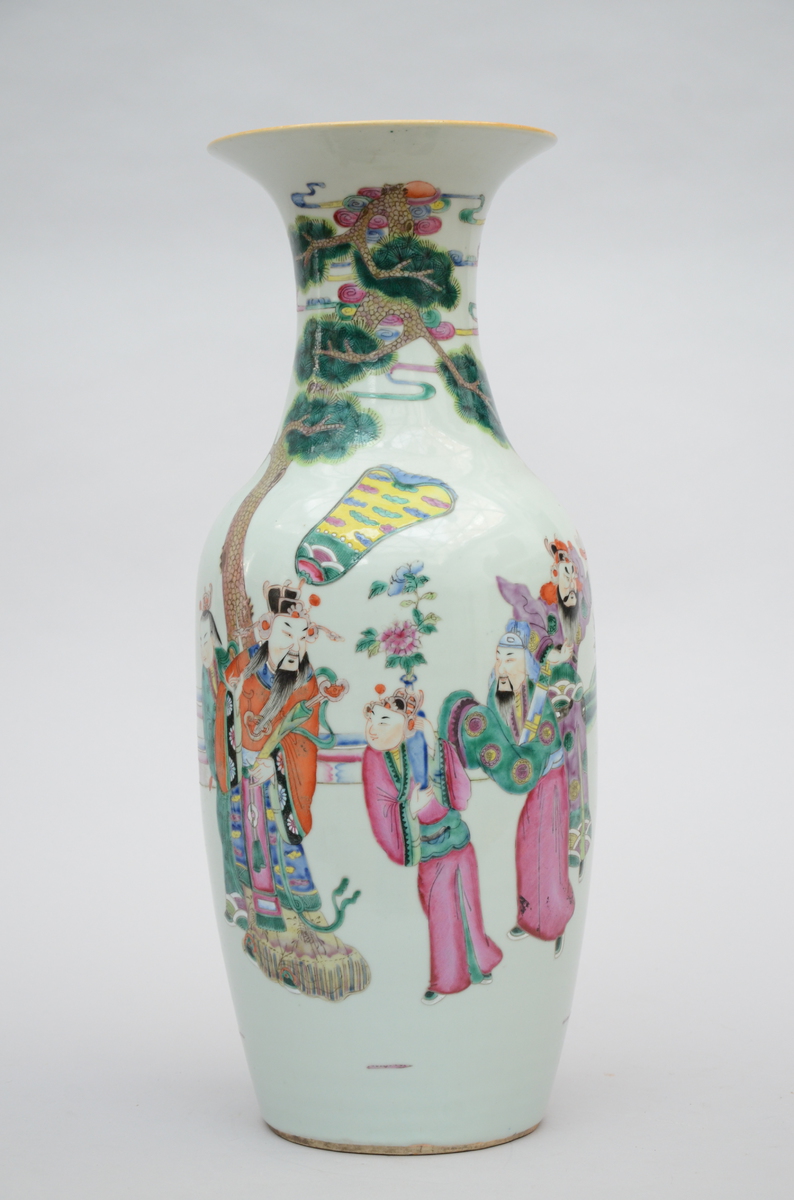 Vase in Chinese famille rose porcelain 'immortals' (58cm)