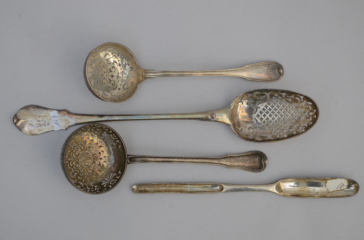 Lot: four silver sugar spoons