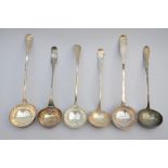 Lot: 6 large silver spoons, 18th century