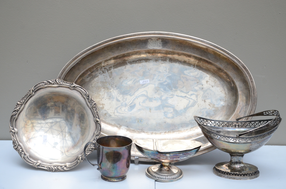 Lot: dish, basket and cream jar, plate and wine cup in silver