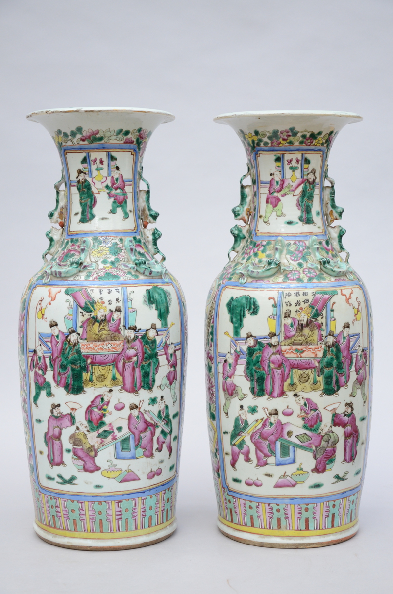 A pair of vases in Chinese Canton porcelain 'company' (*) (62cm) - Image 2 of 4