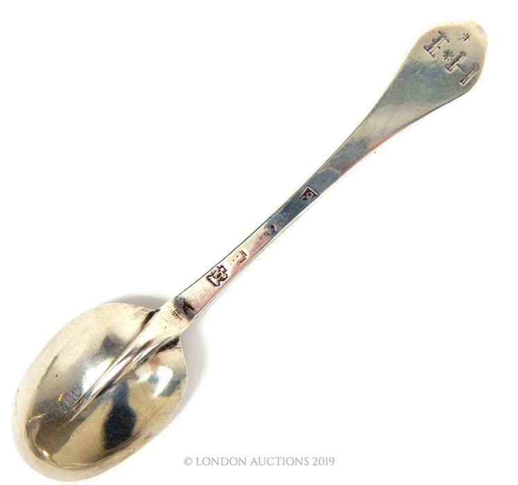 A Queen Ann Dognose spoon. - Image 2 of 2