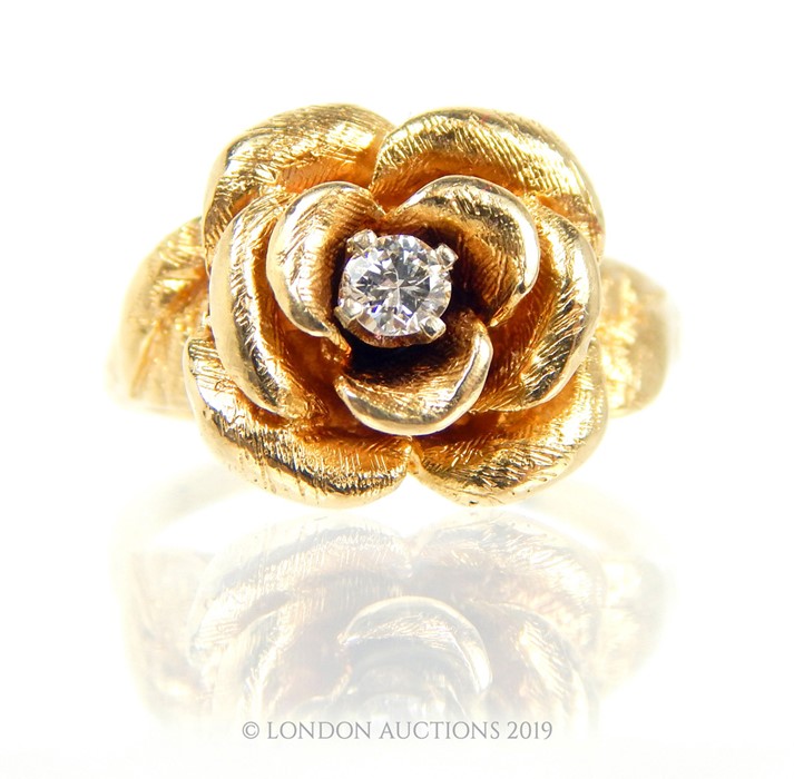 A Vintage 14 Carat Gold Rose Ring. - Image 2 of 4