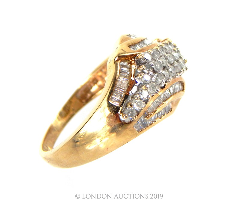 A 9 Carat Gold Cluster Ring. - Image 3 of 4