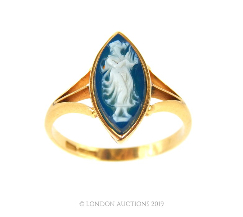 A Vintage 18 Carat Gold Blue Cameo Of Greek Goddess Ring.