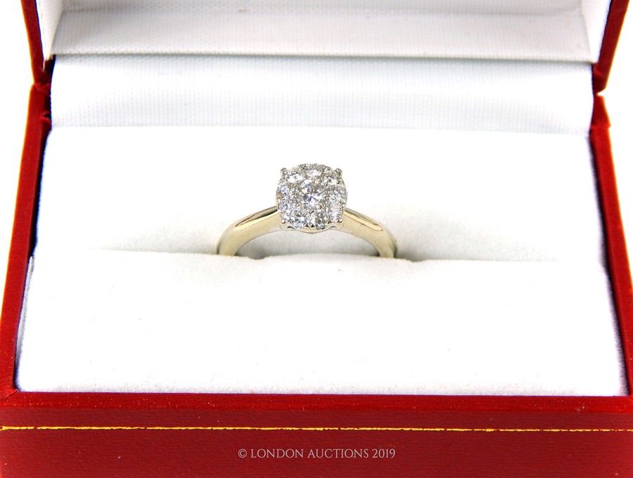 A 14 Carat White Gold Diamond Ring. - Image 4 of 4