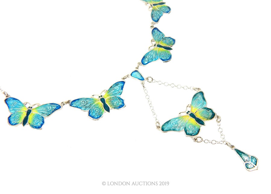 A Butterfly Shape Necklace. - Image 2 of 3