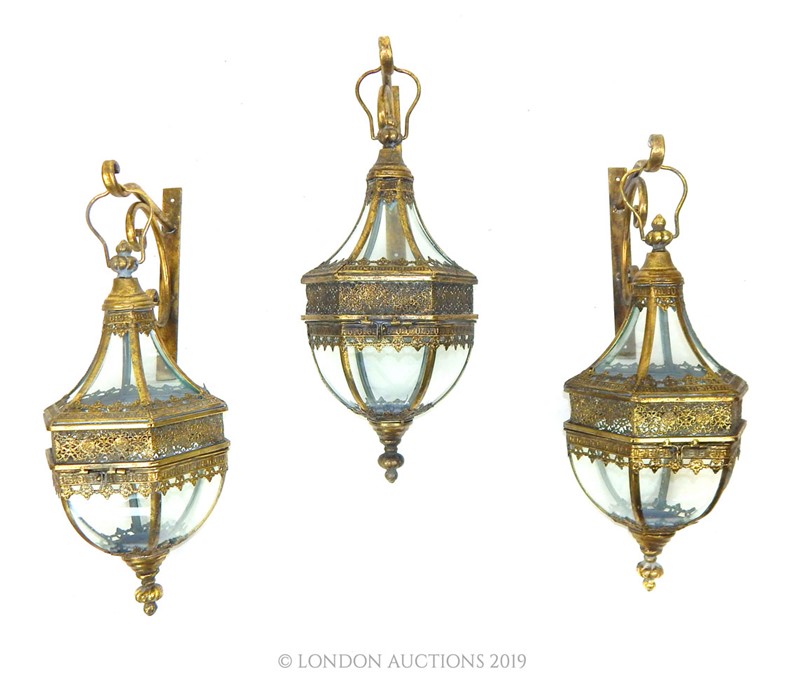 A Set Of Three Hanging Storm Lanterns - Image 2 of 3