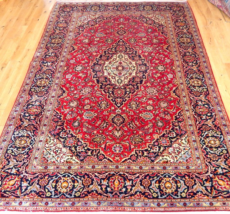 A fine central Persian Kashan carpet