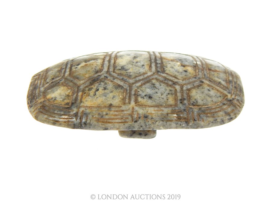 Qing Period Jade Turtle Carapace Belt Decoration - Image 2 of 4