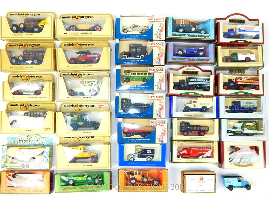 A Quantity Of Collectable Cars.