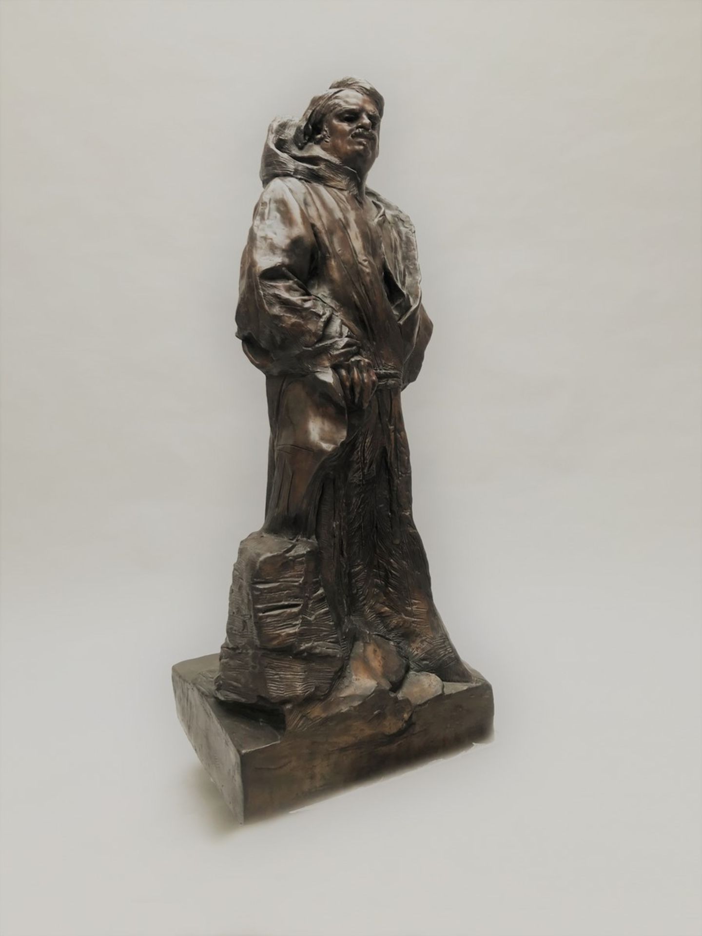 AUGUSTE RODIN (1840-1917), D'APRES - Balzac en Dominicain - Épreuve en bronze à [...]